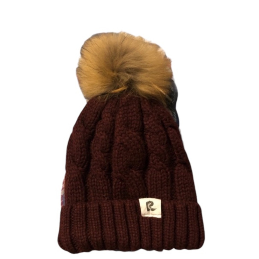 RiscaWin • Detachable Faux Fur Pom Beanie